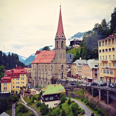 Austrian Mountain Fall Retreat